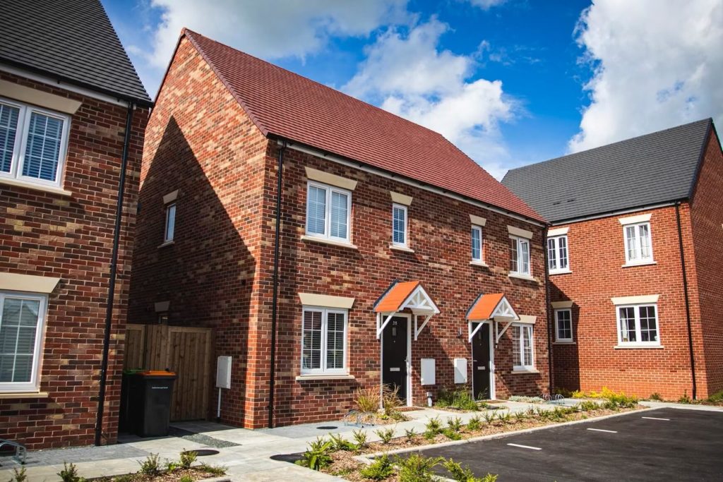 Buy to let vs pensions header image